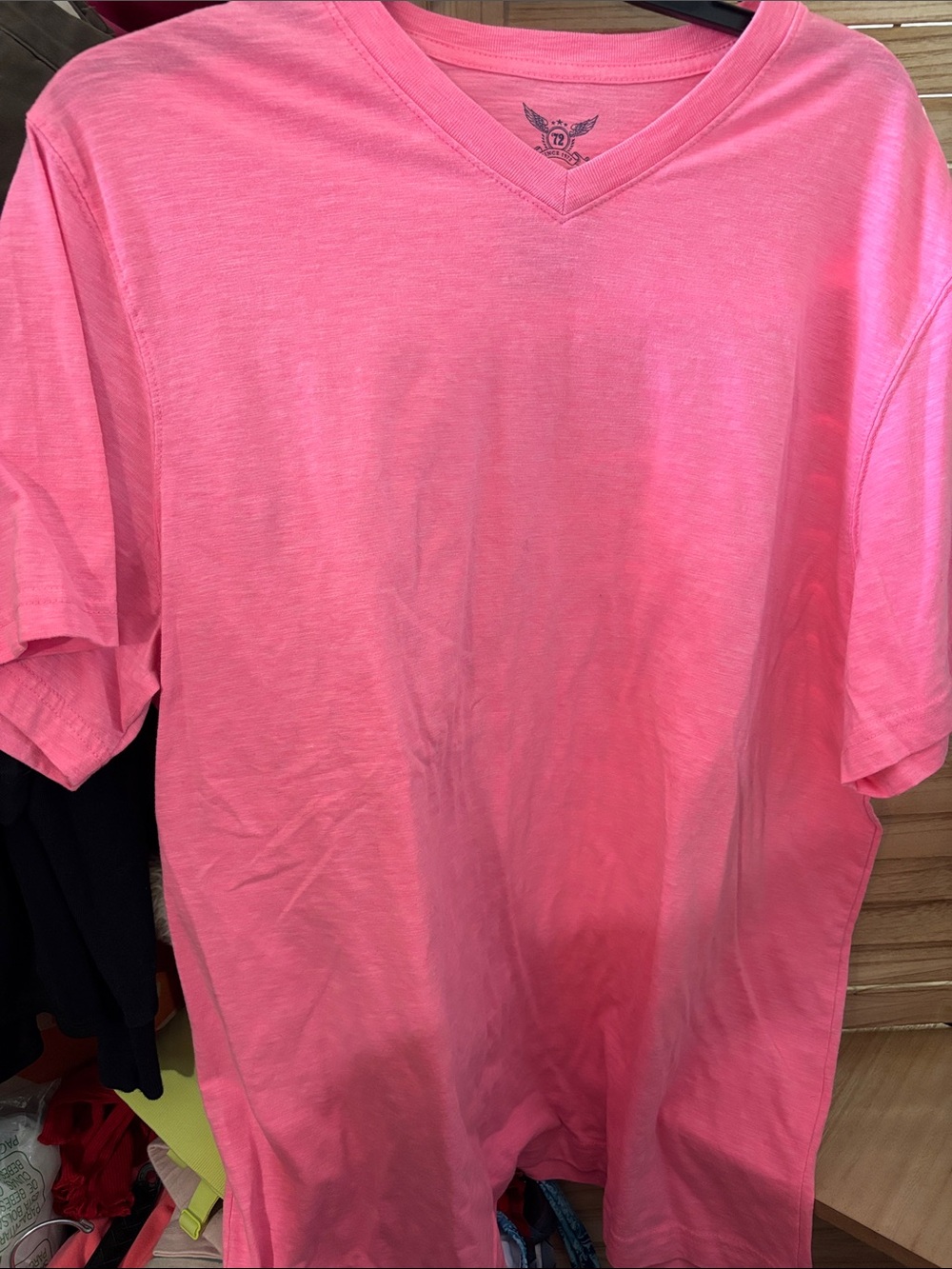 Faded Glory Men's V-Neck T-Shirt XL